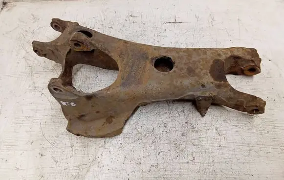 Volvo XC90 Rear upper control arm/wishbone 8666345