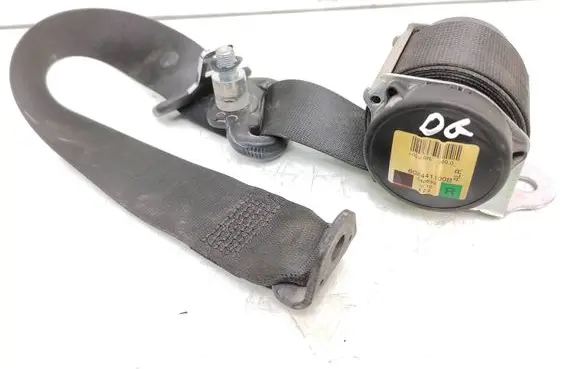 Mitsubishi Colt Rear seatbelt 602441100B 080630 0200R0000