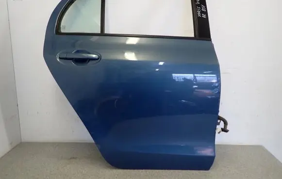 Toyota Yaris Rear door 