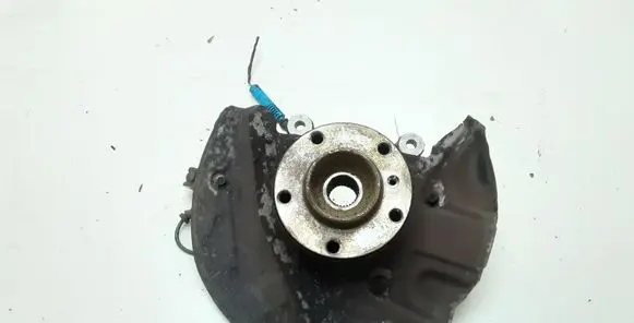 BMW X5 E53 Front wheel hub spindle knuckle