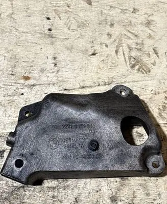 BMW 5 F10 F11 Engine mounting bracket 6781241 22116781241