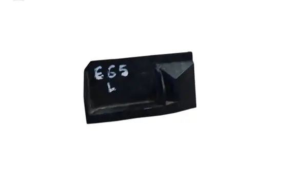 BMW 7 E65 E66 Radiator mount bracket 7508016