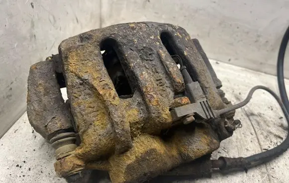 Mercedes-Benz Vito Viano W639 Front brake caliper