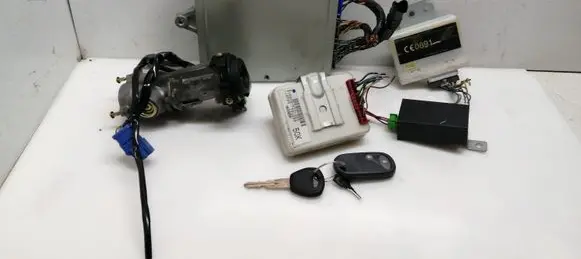 Honda HR-V Engine ECU kit and lock set 37820PELG11