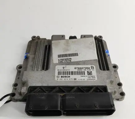 Maserati Quattroporte Engine control unit/module 670007350B 0281019675