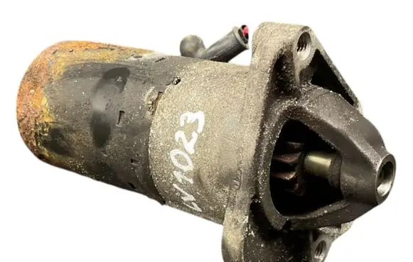 Nissan Juke I F15 Starter motor 233006867R