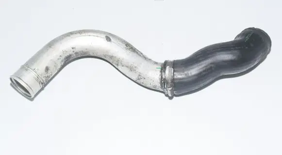 BMW 5 E39 Intercooler hose/pipe 2249669
