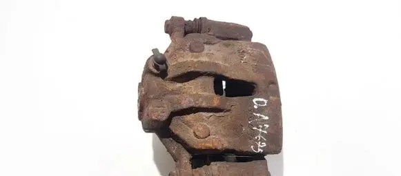 Hyundai i30 Front brake caliper