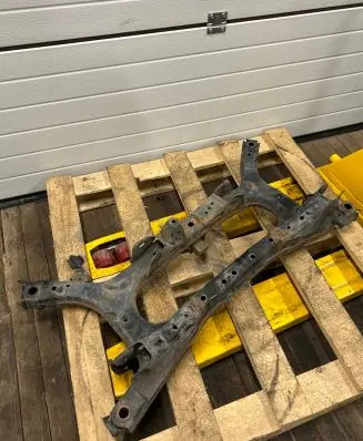 Toyota C-HR I Rear subframe 
