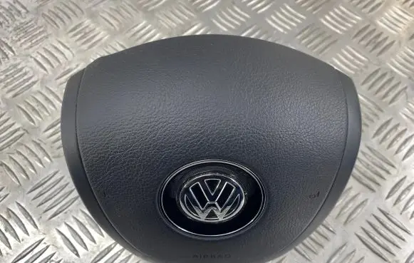 Volkswagen Touareg II Steering wheel airbag 7p6880201d