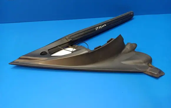 Mercedes-Benz E C207 W207 Rubber seal front coupe door A2077270187