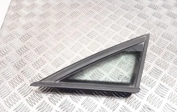 Seat Altea XL Front triangle window/glass 
