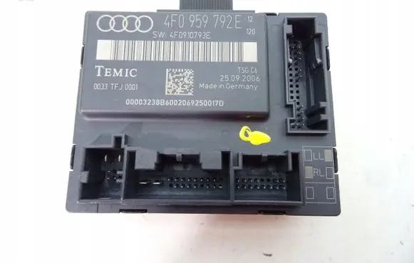 Audi A6 S6 C5 4B Door control unit/module 4F0959792E