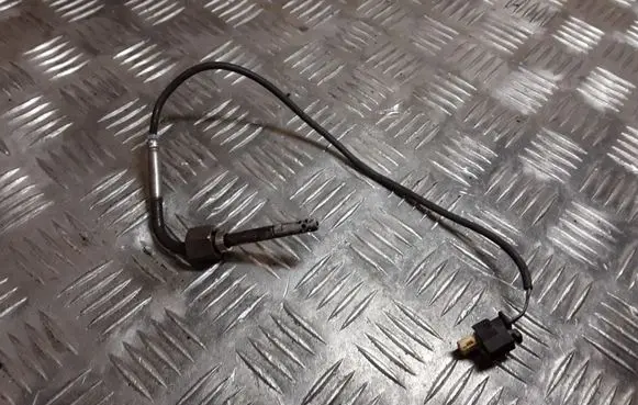 Mercedes-Benz Sprinter W906 Exhaust gas temperature sensor A0009054005