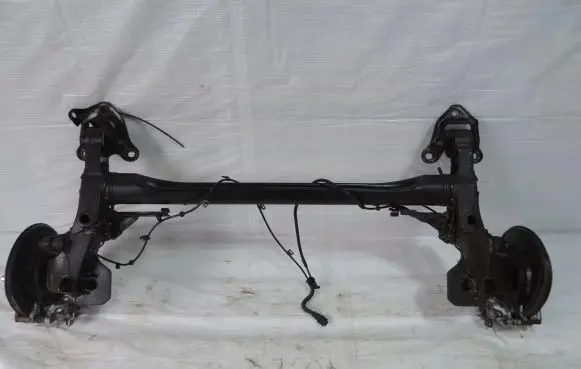 Opel Meriva B Rear beam 