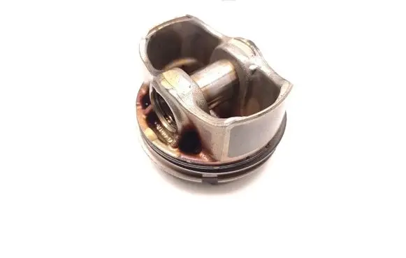 Opel Zafira B Piston A16XER