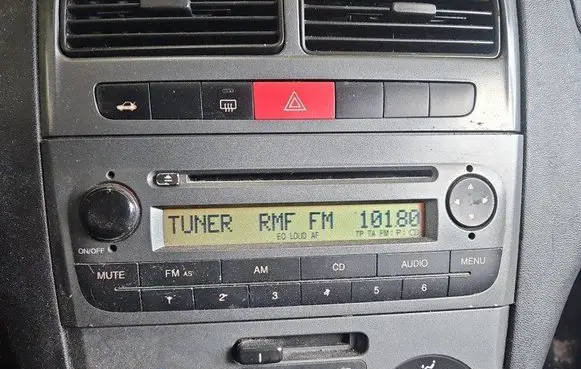 Fiat Linea Radio/CD/DVD/GPS head unit 7646337316 IMPRK1461197