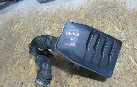 Seat Ibiza V (KJ) Intake resonator 05C129951