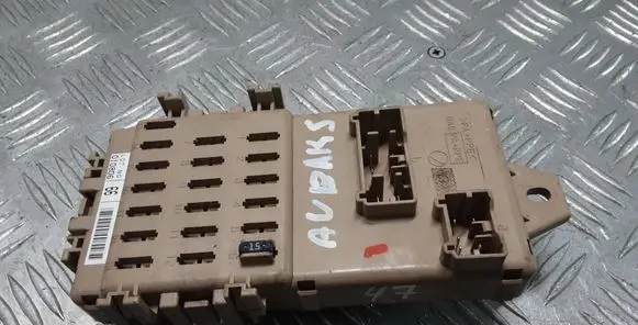Subaru Outback Fuse module