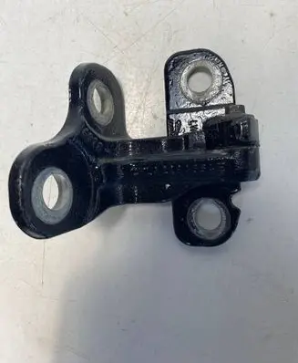 Land Rover Range Rover Velar Rear door lower hinge CPLA228A65AE LR073596 CPLA-228A65-AE