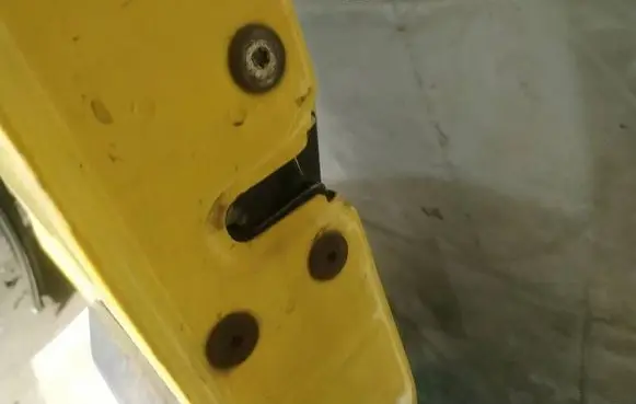 Iveco Daily 40.8 Front door lock