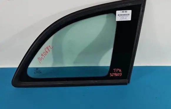 Fiat 500 Rear side window IMPRK1490682