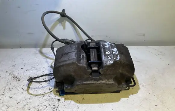 BMW X3 G01 Front brake caliper 688373301 4MN4230