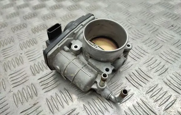 Nissan 370Z Throttle valve 52602 1513