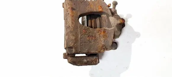 Volkswagen Polo IV 9N3 Front brake caliper 