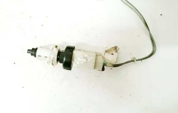 Iveco Daily 40.8 Brake pedal sensor switch b3653319