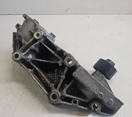 Renault Trafic II (X83) Generator/alternator bracket 8200881264