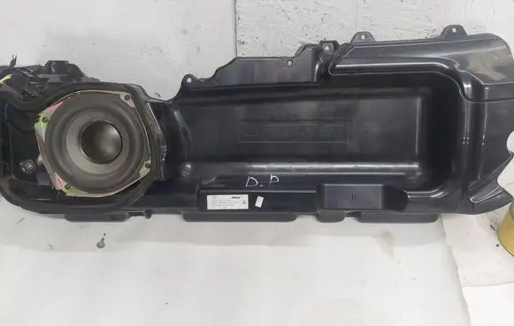 Audi A6 S6 C6 4F Front door speaker 4F0035382C 280374001