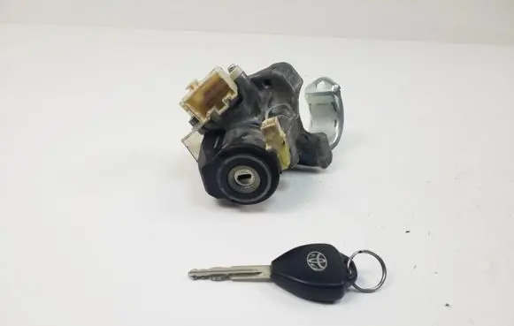 Toyota Auris 150 Ignition lock VP7BFF19A481 N0502638