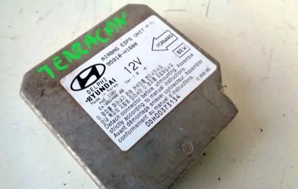 Hyundai Terracan Airbag control unit/module
