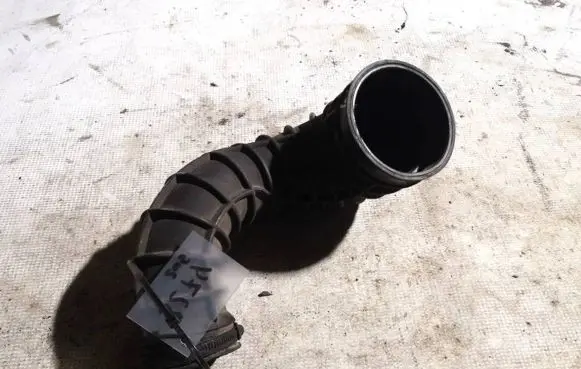 Volvo S60 Air intake hose/pipe 08634143