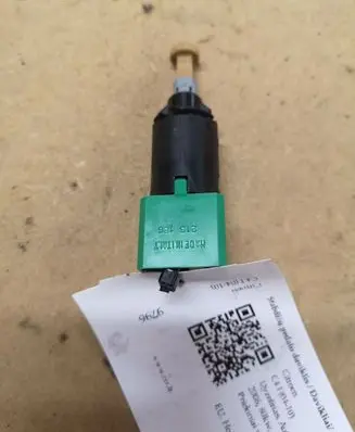 Citroen C4 I Brake pedal sensor switch