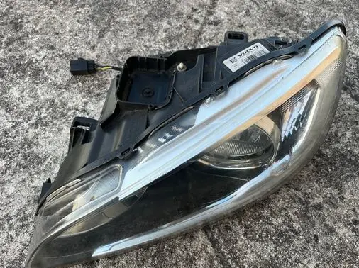 Volvo S60 Headlight/headlamp 31420271