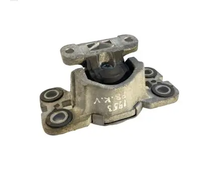 Volvo S60 Engine mount bracket