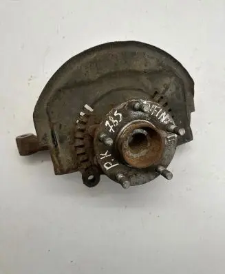 Infiniti FX Front wheel hub