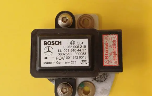 Mercedes-Benz A W168 ESP acceleration yaw rate sensor 0015404417 0265005219