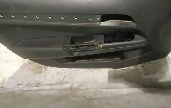 Opel Astra H Front door card panel trim