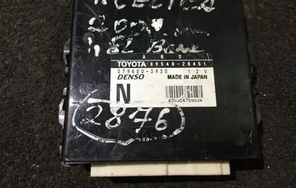 Toyota Celica T230 ABS control unit/module 8954020451 079400-3930