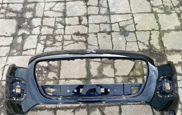 Peugeot 3008 I Front bumper