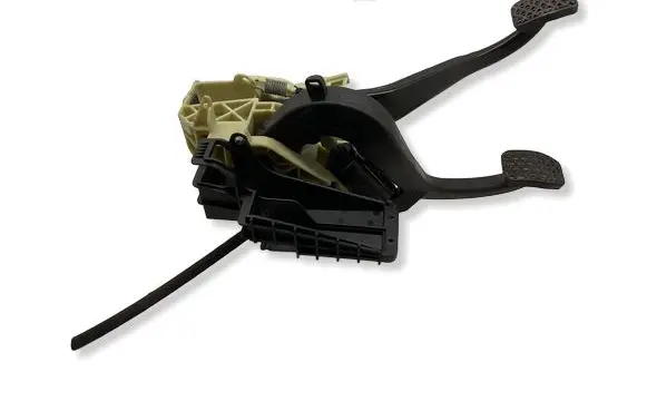 BMW 5 F10 F11 Clutch pedal 110863401 0611194A 0111347A
