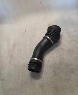 Audi A8 S8 D2 4D Air intake hose/pipe 078129627C