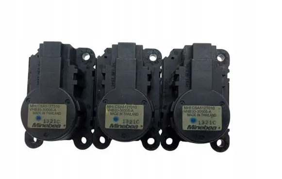 Mitsubishi Lancer VIII Air flap motor/actuator CSA512T010
