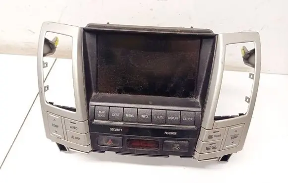 Lexus RX 300 Radio/CD/DVD/GPS head unit 8611048200