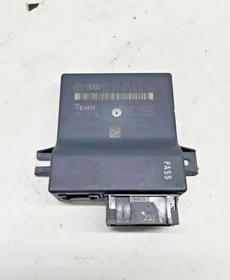 Audi A6 S6 C6 4F Gateway control module 4F0907468D