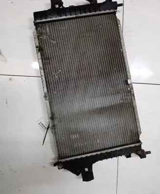 Opel Astra H Coolant radiator