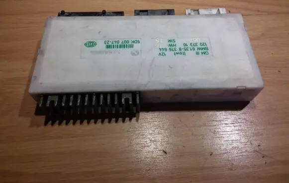 BMW 5 E34 Comfort/convenience module 61358376644 5DK00704723